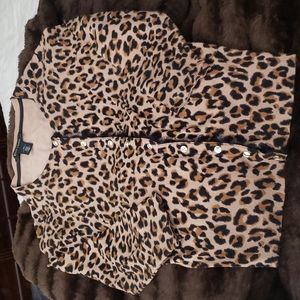 White House Black Market Leopard Print Button Down Cardigan/Top Sweater Size XS